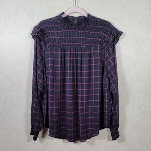 02097 Torrid black & fuchsia plaid crepe L/S blouse w/smocked yoke and cuffs 2X